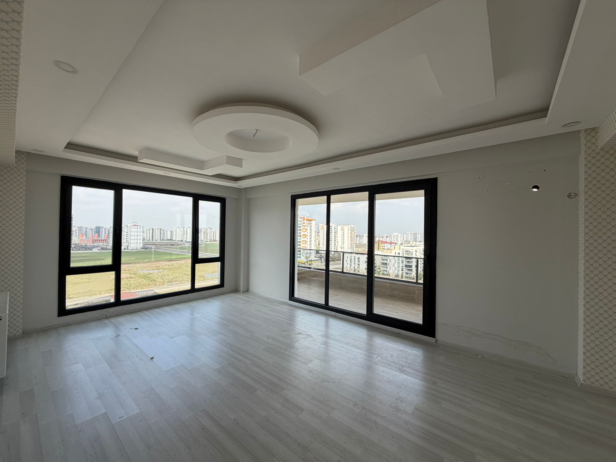 KAYA EMLAKTAN WİNSTOWN KARŞISI 3+1 DAİRRE